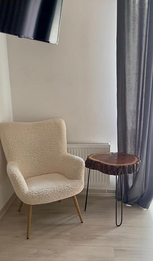 Goral Cottage New Мигове Екстер'єр фото